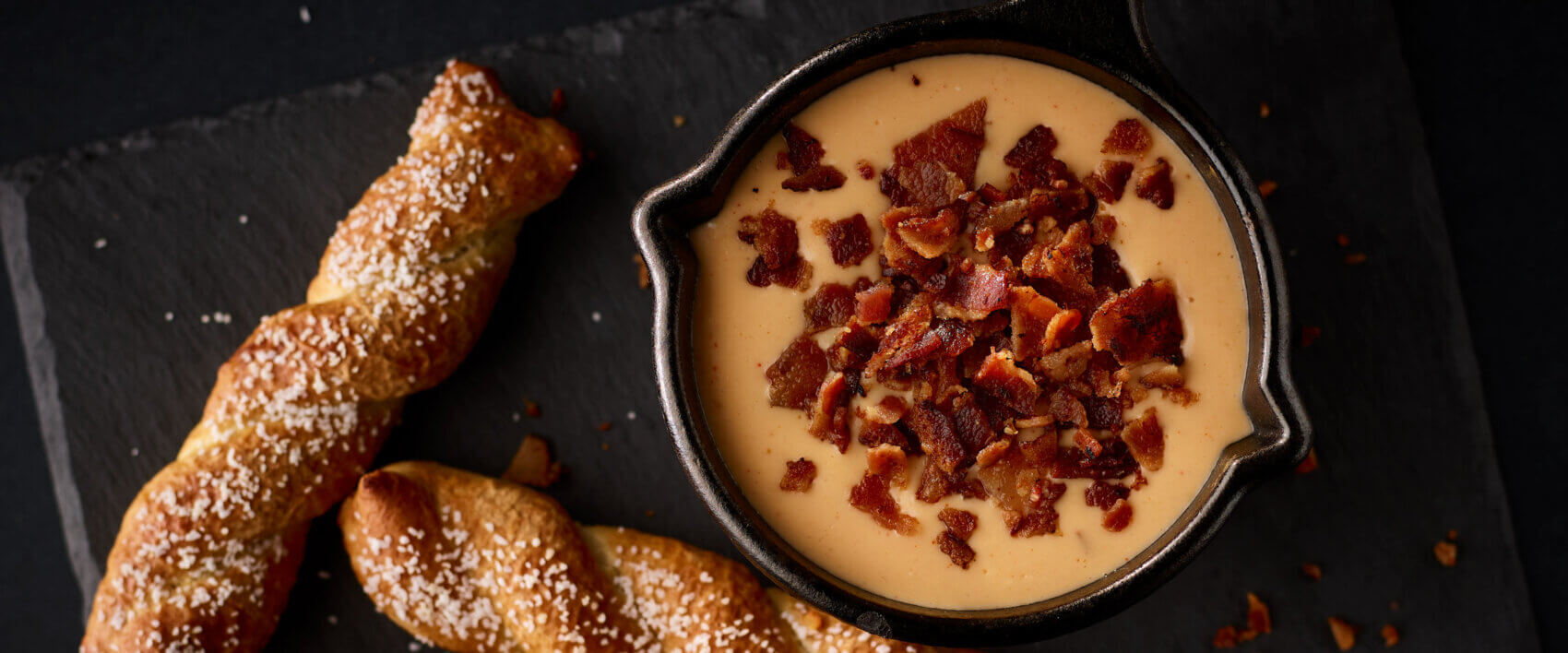 Bacon Beer Cheese Dip HORMEL® BLACK LABEL® Bacon