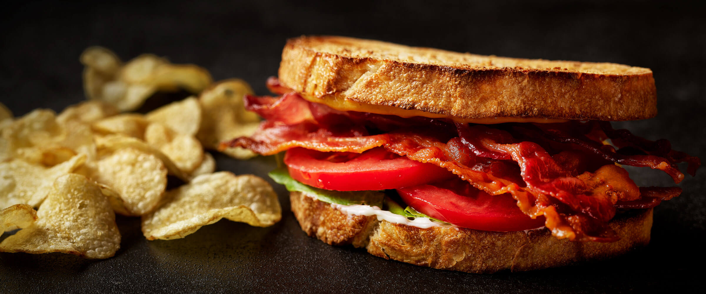 BLT with chips on side