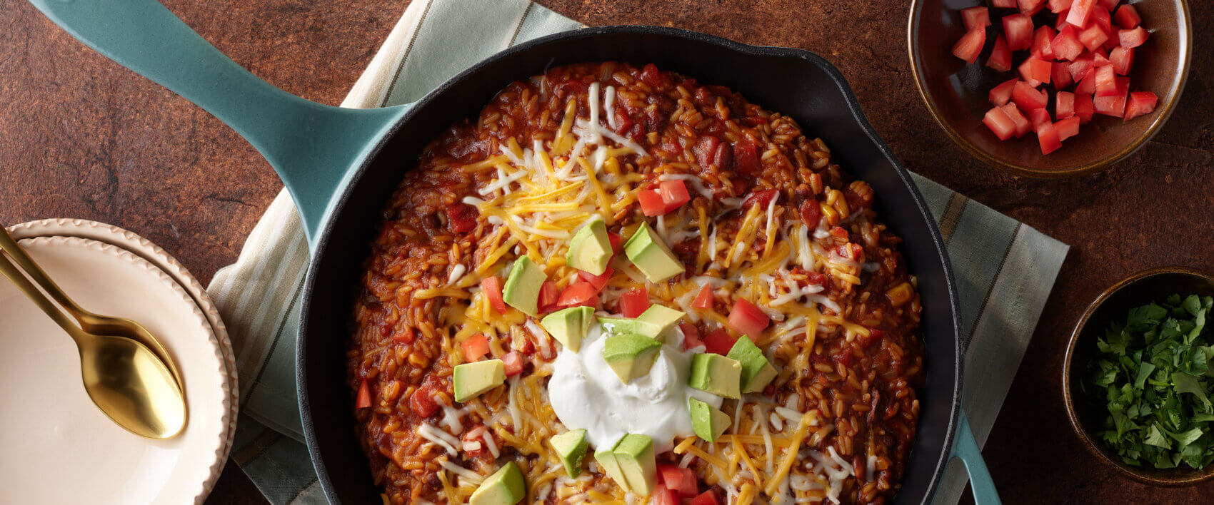 One Pan Chipotle Chicken Chili and Rice - HORMEL® Chili