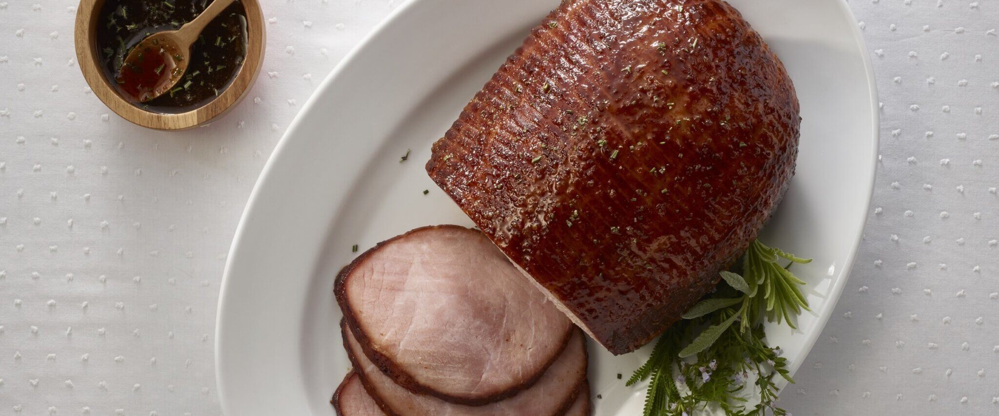 RosemaryMaple Glazed Ham HORMEL® CURE 81® Ham
