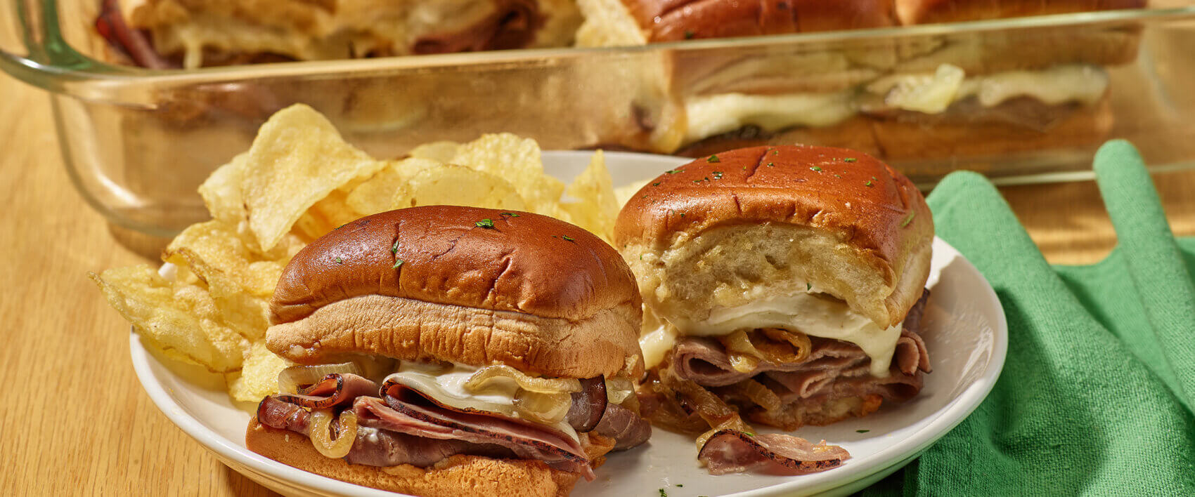 Roast Beef Sliders with Caramelized Onions - HORMEL® NATURAL CHOICE® meats