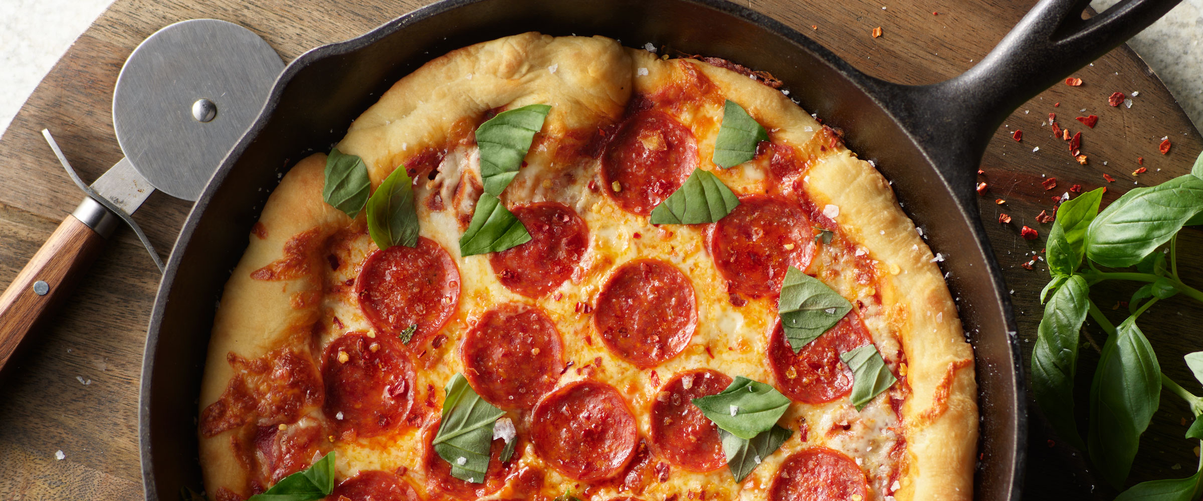 How to Make a Pizza in A Cast Iron Skillet