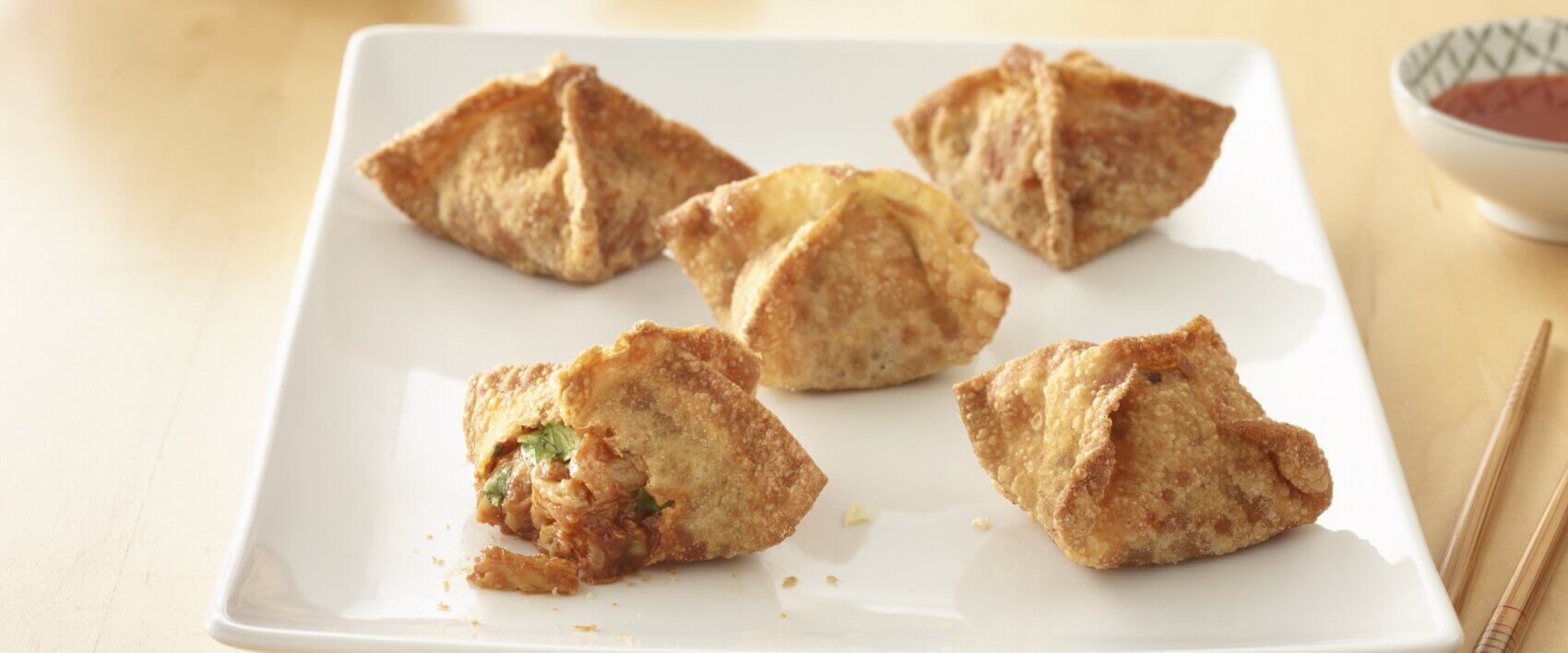 Sticky BBQ Pork Wontons - LLOYD’S® barbeque